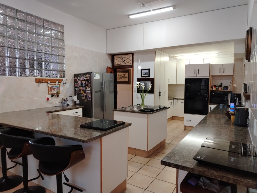10 Bedroom Property for Sale in Gonubie Eastern Cape